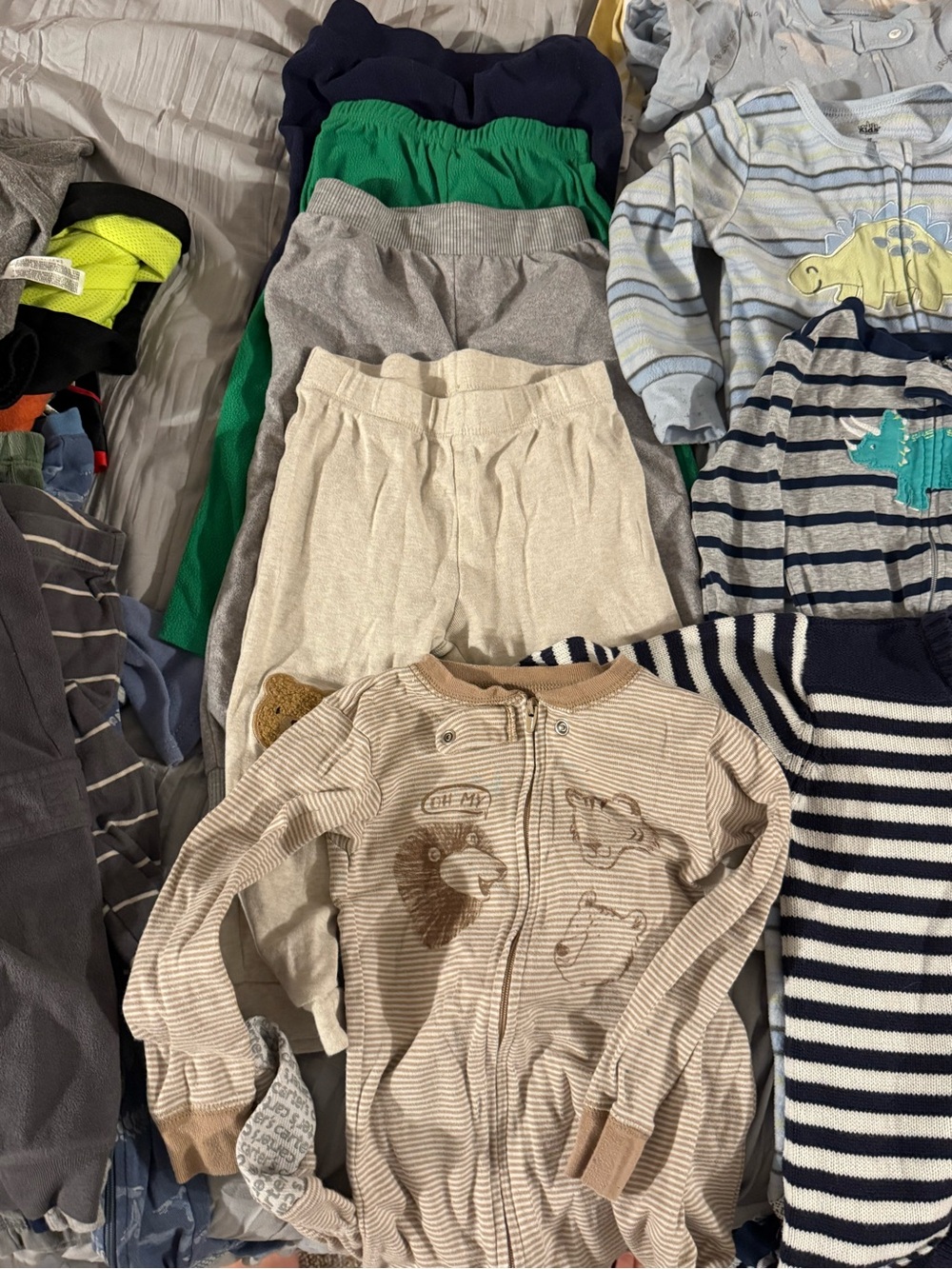 2T Long Sleeve, Pant & Onsie Bundle - Picture 2 of 10